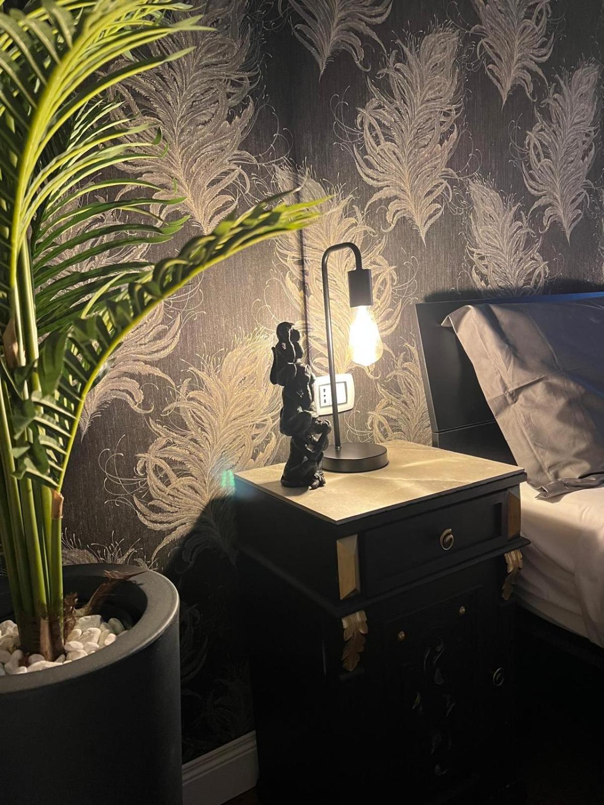 B&B Caffe Retro' Cisterna di Latina Bagian luar foto